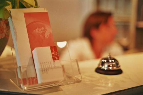 Hotel Alt - Tegel Берлин Экстерьер фото